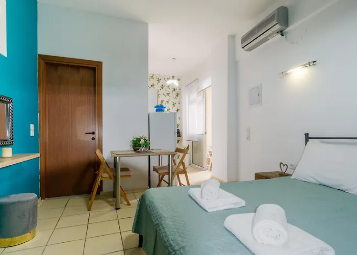 Coastal In Anissaras Apartman