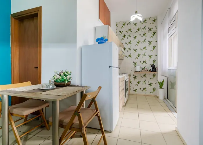 Coastal In Anissaras